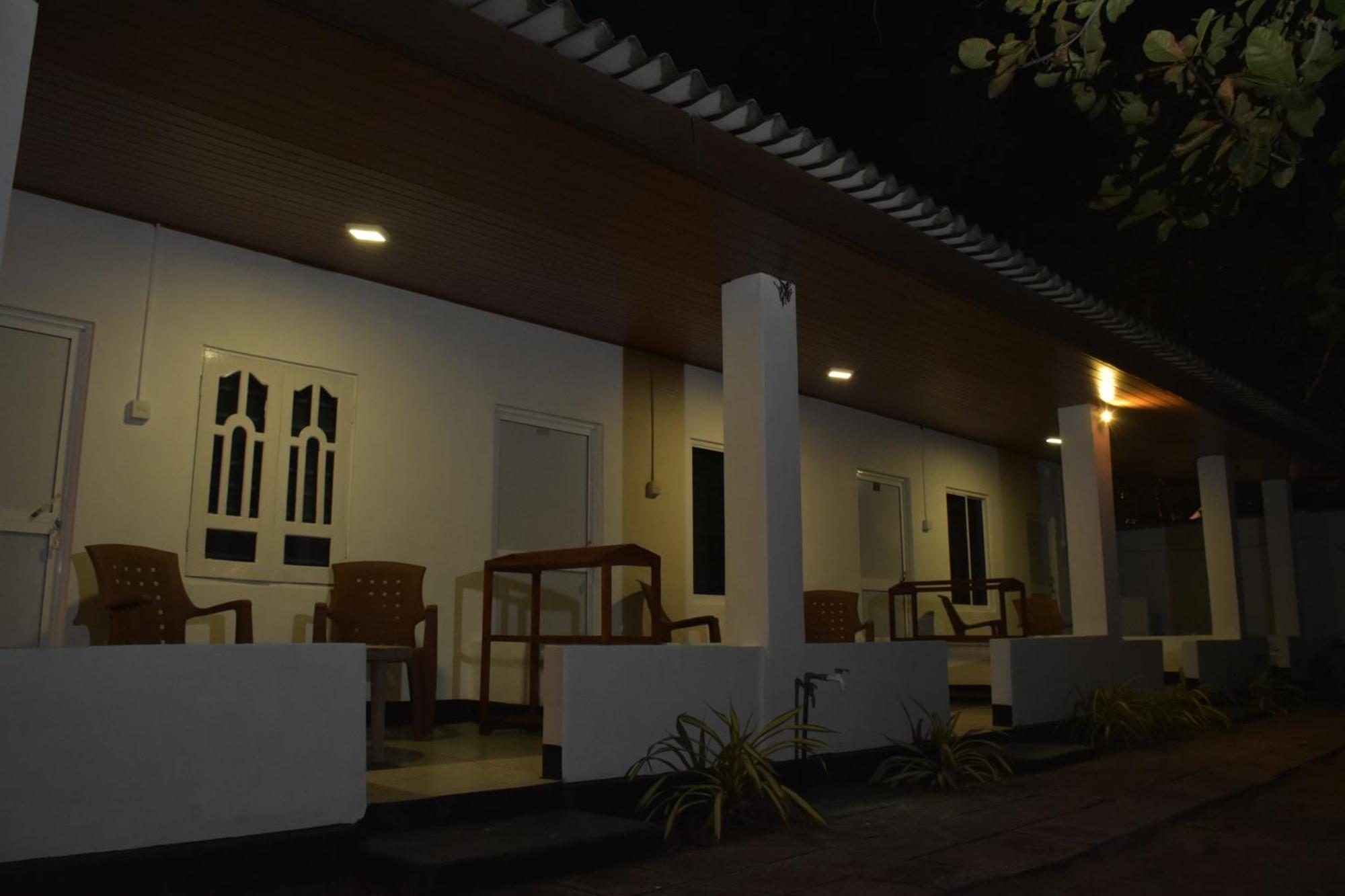 French Garden Regish Guest House Trincomalee Eksteriør billede